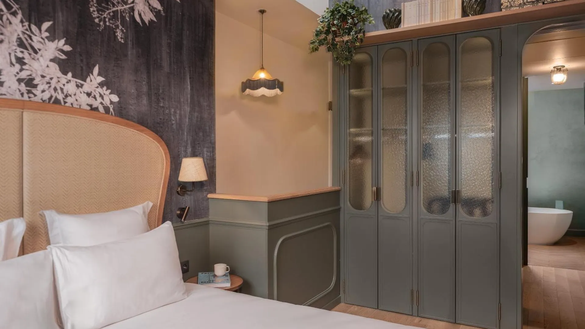 Hotell Miss Fuller Paris